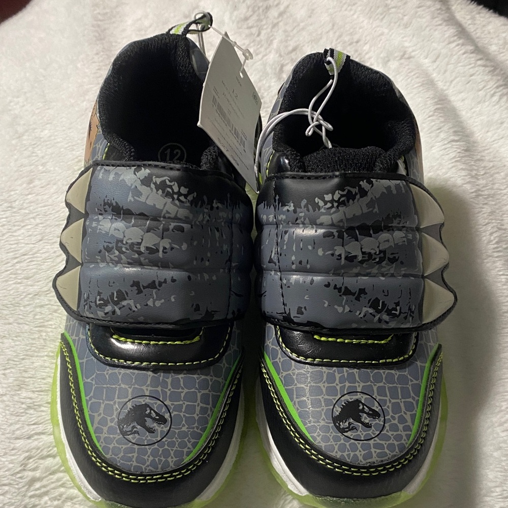 Jurassic World Light-Up Stylish Kids Black and Green Sneakers